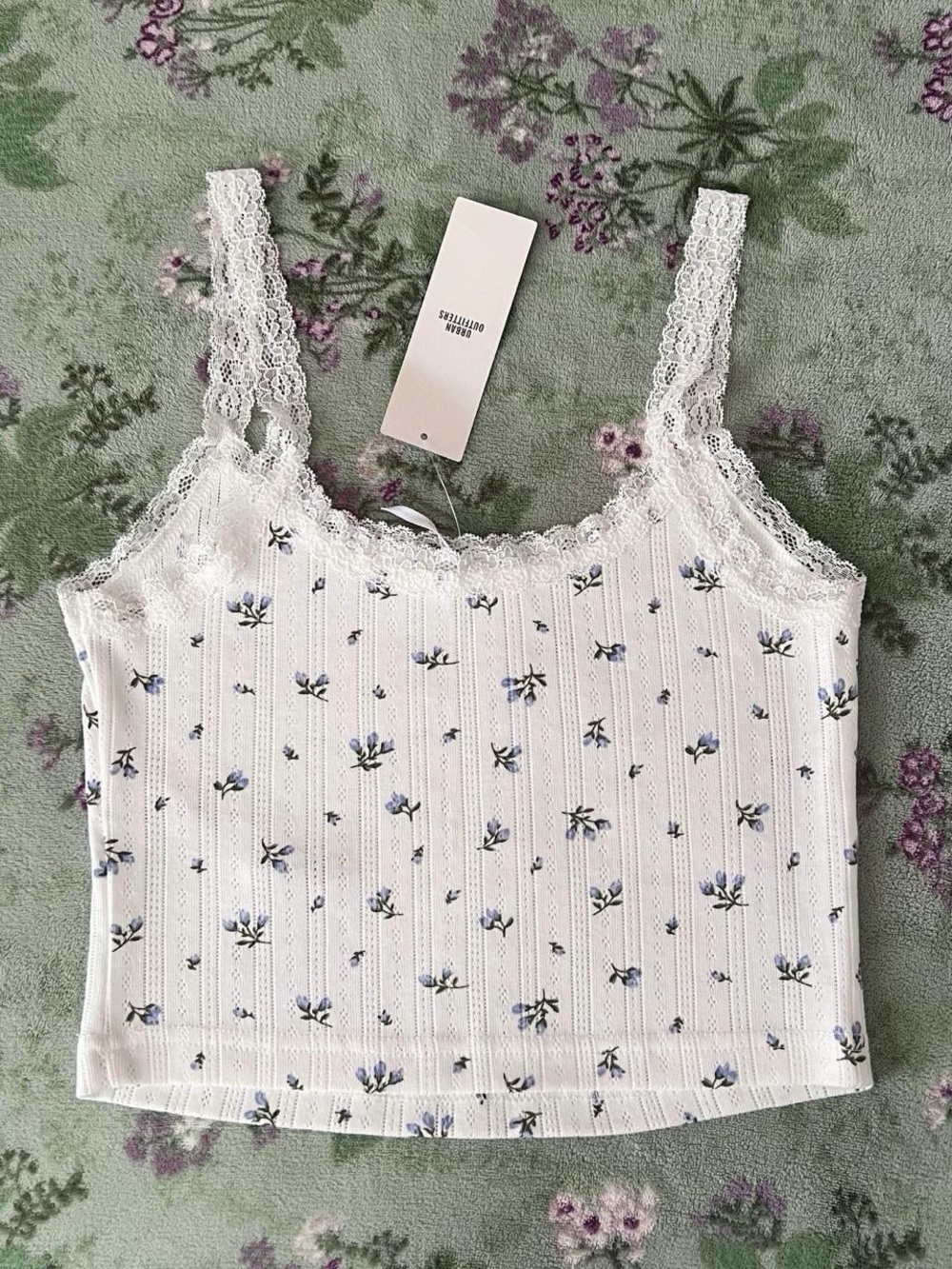 Urban Outfitters Out From Under Pointelle Floral Cropped Cami ๐ค๐ - Picture 3 of 3